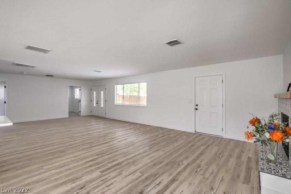  5356 Escondido St, Las Vegas, NV 89119 photo 14