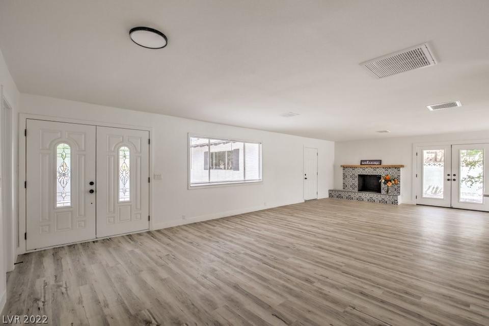  5356 Escondido St, Las Vegas, NV 89119 photo 13