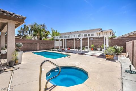359 Goldenshore Dr, Las Vegas, NV 89123