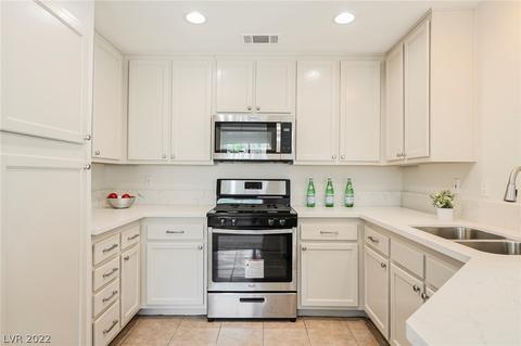 1501 Linnbaker Ln #101, Las Vegas, NV 89110