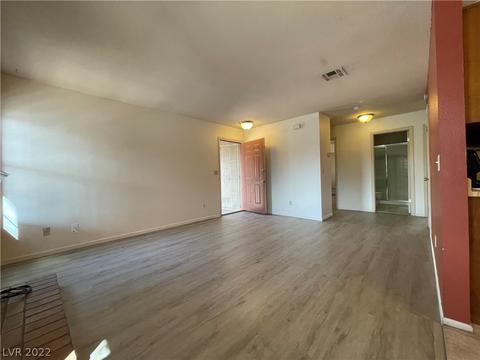 5576 W Rochelle Ave #6C, Las Vegas, NV 89103