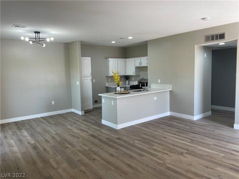 855 N Stephanie St #1021, Henderson, NV 89014