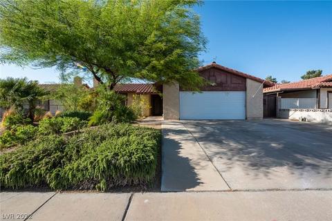 421 Mckenzie Dr, Henderson, NV 89015