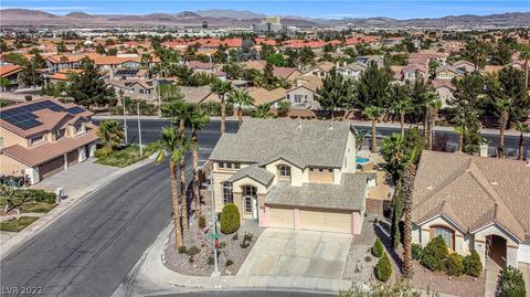 330 New Hope Dr, Henderson, NV 89014