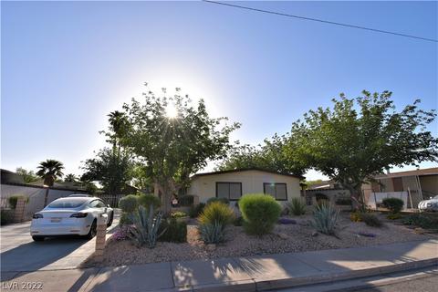 3401 Encina Dr, Las Vegas, NV 89121