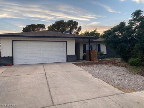 4477 Mountain Vista St, Las Vegas, NV 89121