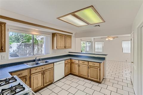 2189 Eaglecloud Dr, Henderson, NV 89074 photo 8