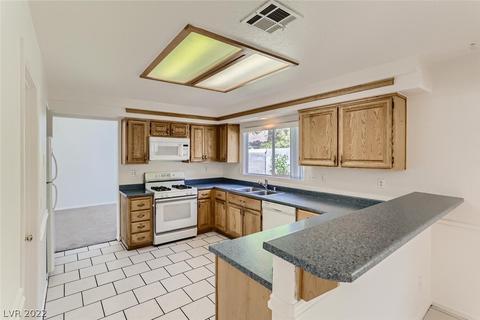 2189 Eaglecloud Dr, Henderson, NV 89074 photo 9