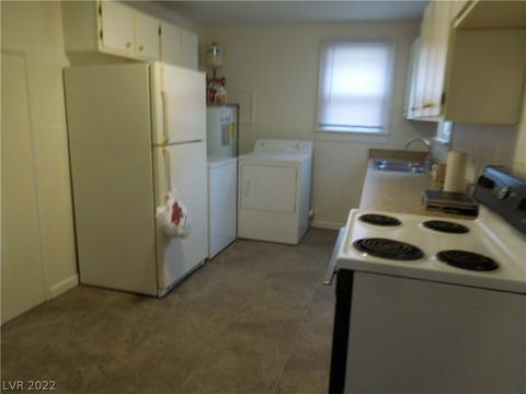 727 Clark St, Ely, NV 89301 photo 2