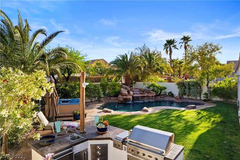 8601 Vivid Violet Ave, Las Vegas, NV 89143