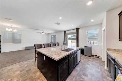 1102 Cliff Castle Ave, North Las Vegas, NV 89081