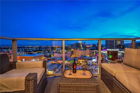 150 Las Vegas Blvd #1109, Las Vegas, NV 89101