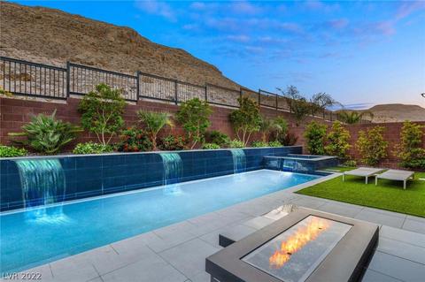 9813 Twilight Moon Ave, Las Vegas, NV 89148