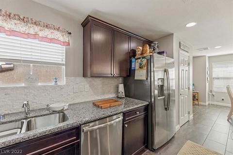 383 Gracious Way, Henderson, NV 89011 photo 4