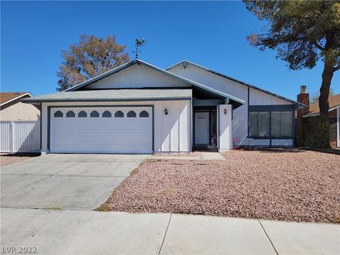 6520 Starcrest Dr, Las Vegas, NV 89108