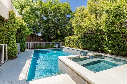 7513 Coral River Dr, Las Vegas, NV 89131