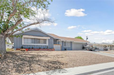801 Twin Lakes Dr, Las Vegas, NV 89107