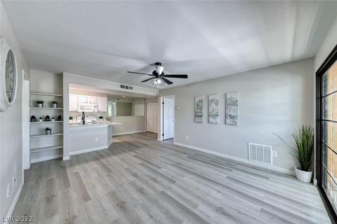 5170 S Jones Blvd #202, Las Vegas, NV 89118