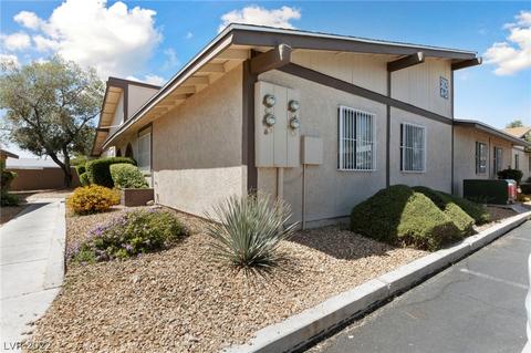 5825 Smoke Ranch Rd #B, Las Vegas, NV 89108