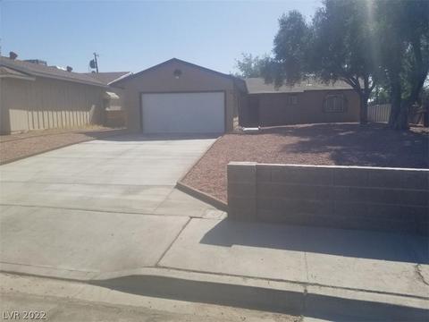 1905 Ginger Tree Ln, Las Vegas, NV 89104