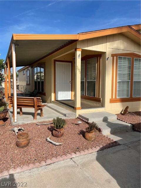 3638 Haleakala Dr, Las Vegas, NV 89122