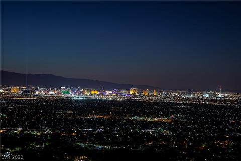 639 Grand Rim Dr, Henderson, NV 89012