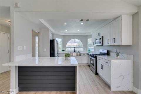 8760 Raindrop Canyon Ave, Las Vegas, NV 89129