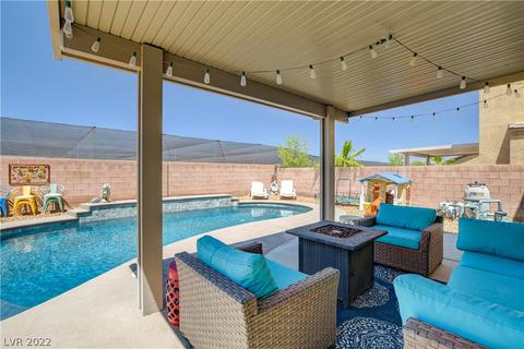 8120 Pecan Valley Ave, Las Vegas, NV 89131