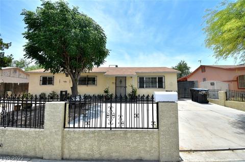 2715 King Charles St, North Las Vegas, NV 89030