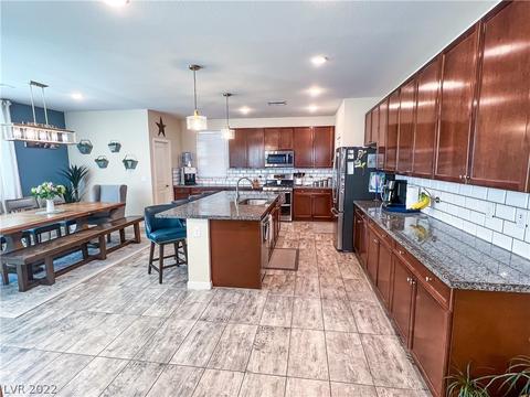 628 Founders Creek Ave, North Las Vegas, NV 89084