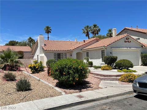 8233 Penera Dr, Las Vegas, NV 89123