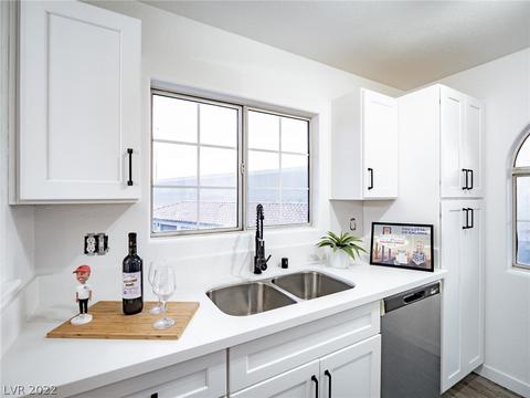 3500 Winterhaven St #202, Las Vegas, NV 89108