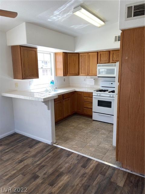 520 Arrowhead Trl #924, Henderson, NV 89015