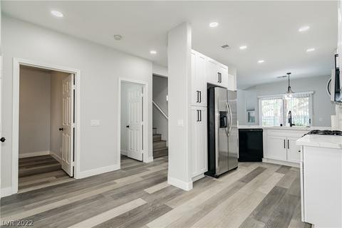 7450 S Eastern Ave #1065, Las Vegas, NV 89123
