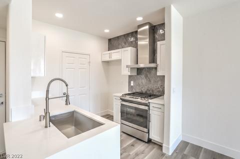 7139 S Durango Dr #306, Las Vegas, NV 89113