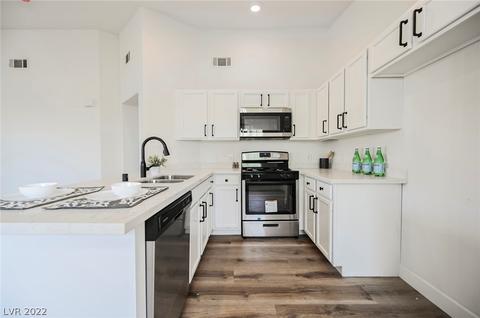 1881 W Alexander Rd #2123, North Las Vegas, NV 89032