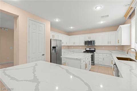 6242 Wichita Falls St, North Las Vegas, NV 89031