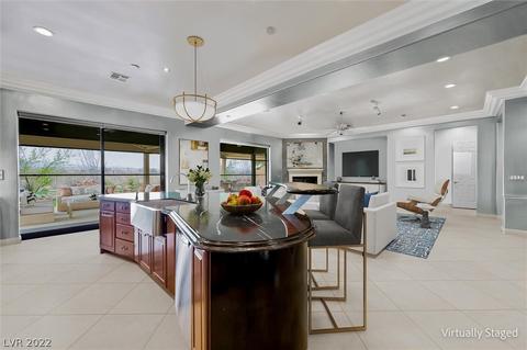 8725 Killians Greens Dr, Las Vegas, NV 89131