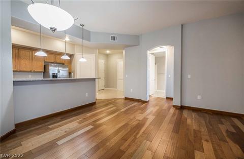 62 E Serene Ave #228, Las Vegas, NV 89123
