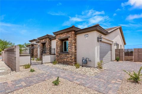 5880 Noah Springs Ct, Las Vegas, NV 89149