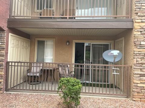 4941 River Glen Dr #3, Las Vegas, NV 89103