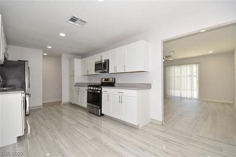 2209 E Brooks Ave, North Las Vegas, NV 89030