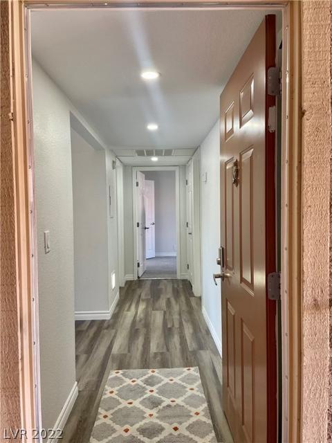 5140 Indian River Dr #322, Las Vegas, NV 89103