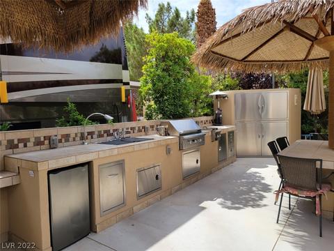 8175 Arville St #326, Las Vegas, NV 89139