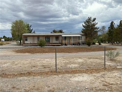 1171 E Pluto St, Pahrump, NV 89048