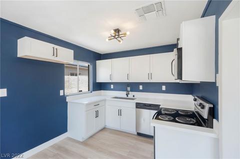 4412 Alpine Pl, Las Vegas, NV 89107