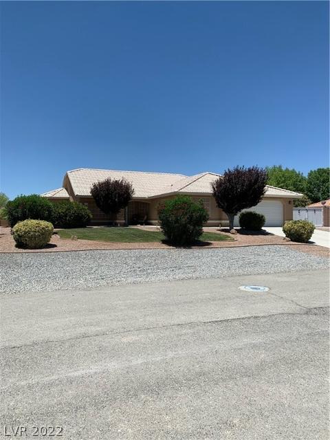 4860 Stoneham St, Pahrump, NV 89061