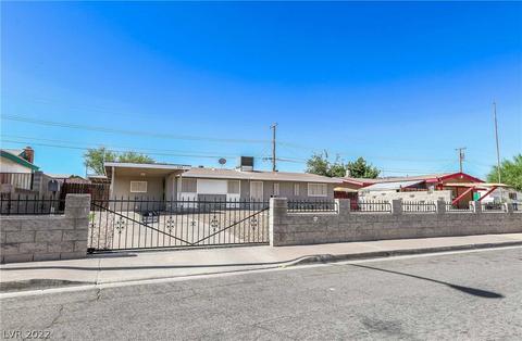 131 Linden St, Henderson, NV 89015