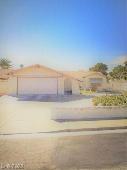 500 Zuber Ave, Henderson, NV 89011