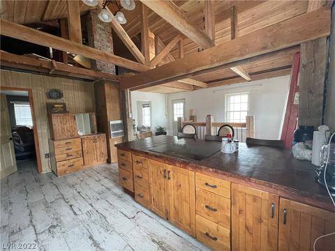 1401 Campton, Ely, NV 89301 photo 4